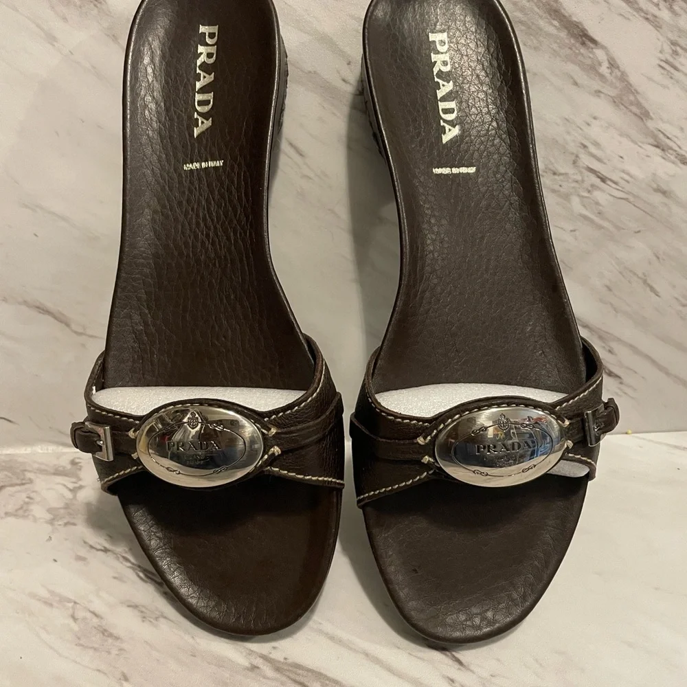 Prada Women's Dark Brown Sandals with Silver Accents - Picture 4 of 7